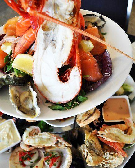 Terranova Bar Restaurant - ACT Tourism 3