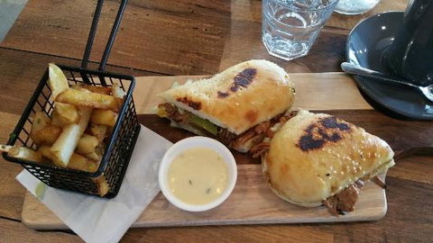 Bensons - ACT Tourism 0