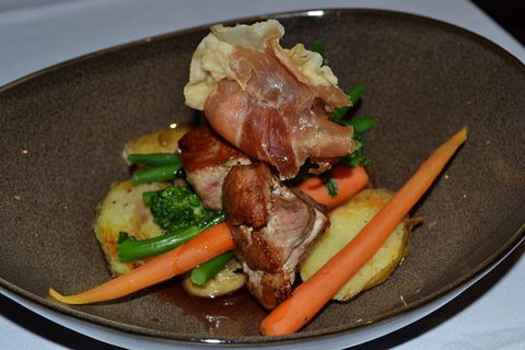 Morwell Bowling Club - ACT Tourism 0