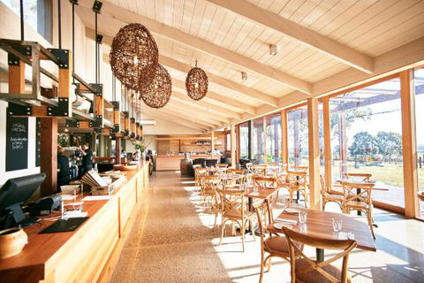 Yabby Lake Vineyard - ACT Tourism 0