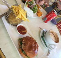 Supreme Bar and Restaurant - ACT Tourism