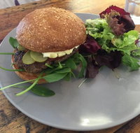 Forage on the Foreshore - ACT Tourism