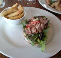 Waves Cafe Bar and Restaurant - ACT Tourism