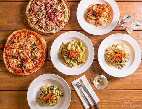 Jazzveh Woodfired Pizza - ACT Tourism 0