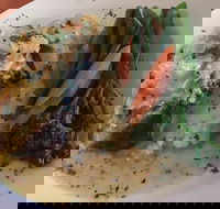 The Grill at comfort inn - ACT Tourism