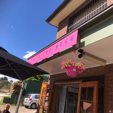 Little Niche Nosh - ACT Tourism 0