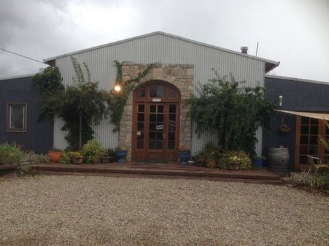 Snowy Vineyard & Microbrewery - ACT Tourism 0