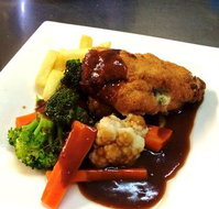 Globe Hotel Restaurant - ACT Tourism