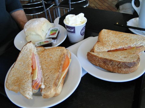 McDonald's - ACT Tourism 0