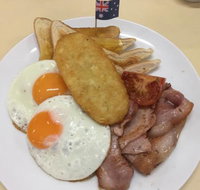 Coolabah Tree Cafe Roadhouse at Coles Express - ACT Tourism