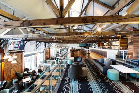 Honeysuckle Hotel - ACT Tourism 0