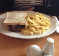 Bushranger hotel Pub - ACT Tourism