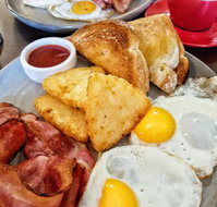 Caph's Restaurant  Cafe Bar - ACT Tourism