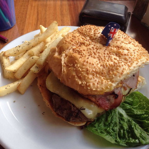 The Redesdale Hotel - ACT Tourism 0