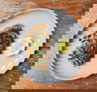 Burger Urge - Coopers Plains - ACT Tourism