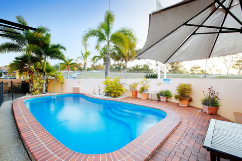 Glenmore Tavern - Park Avenue - ACT Tourism 0