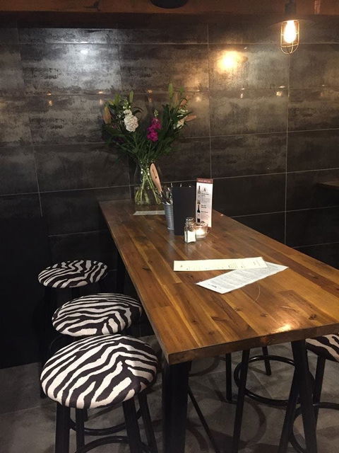 Z Bar And Restaurant - ACT Tourism 0