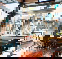 North Lakes Tavern - ACT Tourism