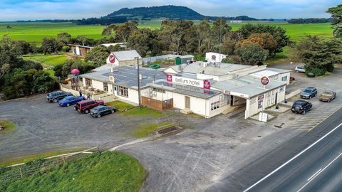 The Bellum Hotel - ACT Tourism 0