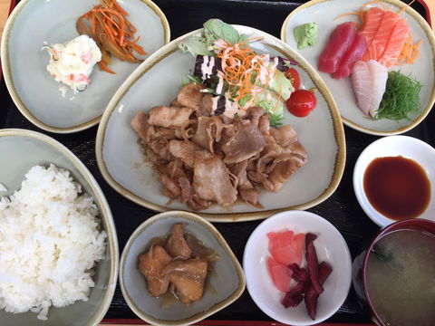 Torii Restaurant & Bar - ACT Tourism 0