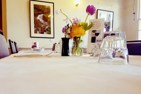Yarragon Hotel - ACT Tourism 2