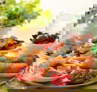 Market  Co - ACT Tourism