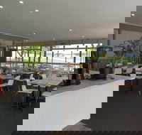 Sails Cafe at Clayton Bay - ACT Tourism