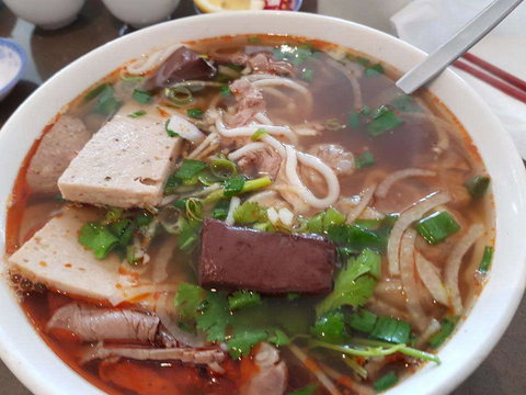 Song Huong - ACT Tourism 0