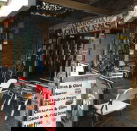 Springwood Charcoal Chicken Spot - ACT Tourism