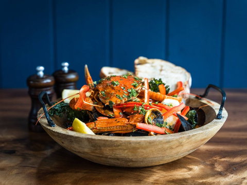 Steamers Bar And Grill - ACT Tourism 2