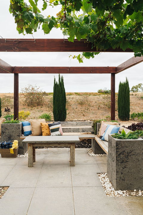 Vineyard Road Cellar Door - ACT Tourism 1
