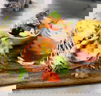 Boo's Place Lakeside