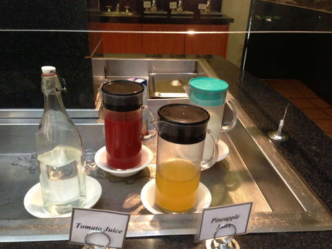 Pontoons Restaurant - ACT Tourism 0