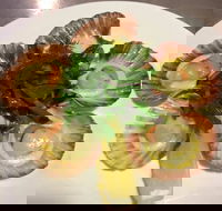 Full Moon Hotel - ACT Tourism