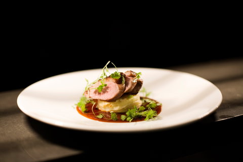 Tides Restaurant And Bar - ACT Tourism 1