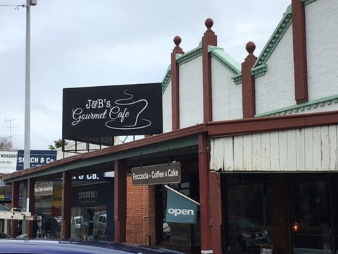 J And B's Gourmet Café - ACT Tourism 0
