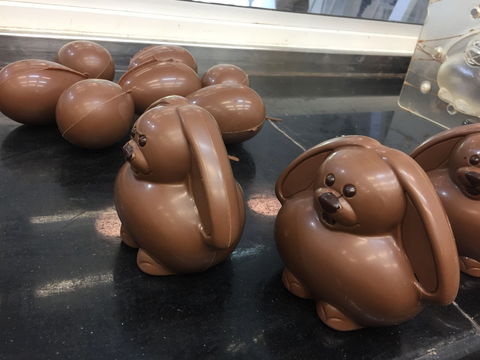 Luka Chocolates Factory And Retail Outlet - ACT Tourism 1