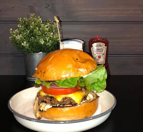 Market Burger - ACT Tourism 0