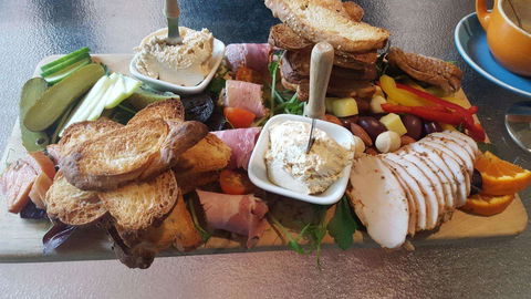 Holy Smoke Gourmet Food Shop - ACT Tourism 0