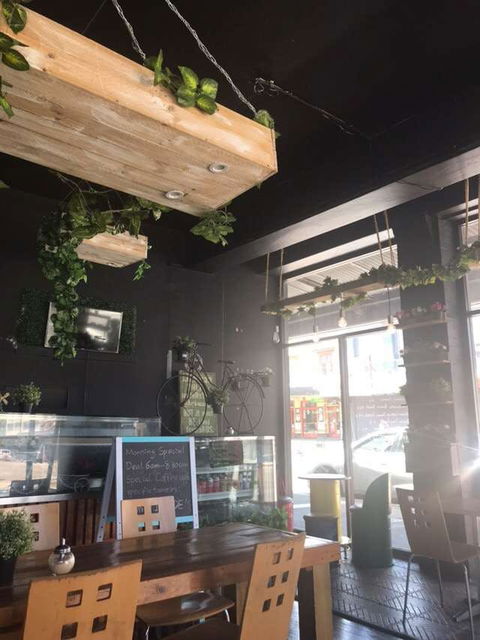 Chim Cham Cafe - ACT Tourism 0