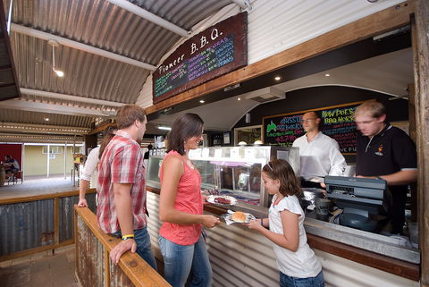 Pioneer BBQ And Bar - ACT Tourism 1