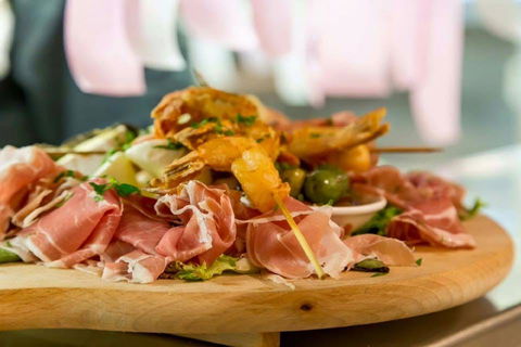 Abruzzo Club - 377 On Lygon - ACT Tourism 0