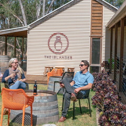 Islander Estate Vineyards - ACT Tourism 2