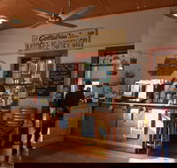Artisan on Lewis - ACT Tourism