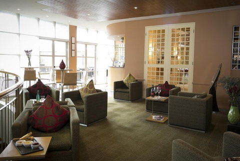 M Bar And Terrace - Mercure Sydney Parramatta - ACT Tourism 0