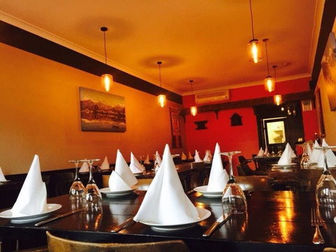 The Hungry Eye Chargrill & Tandoori Restaurant - ACT Tourism 0