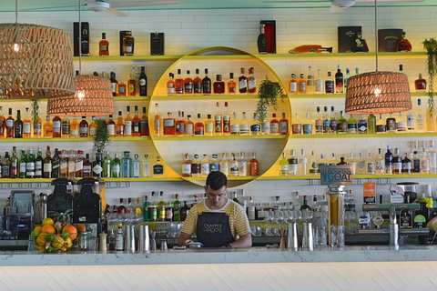 Snapper Rocks Bar & Kitchen - ACT Tourism 0