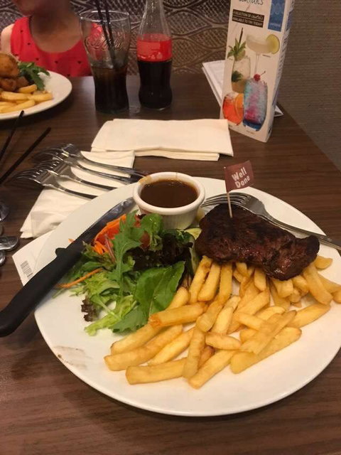 DOOLEYS Waterview Club - ACT Tourism 0