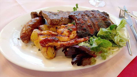Rosewood Cottage Steakhouse - ACT Tourism 0