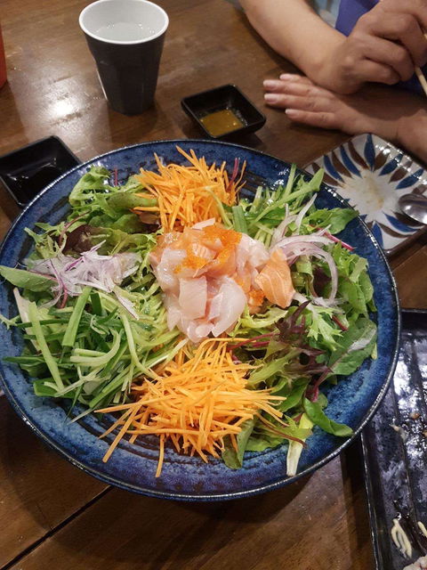 Moeru Japanese Restaurant - ACT Tourism 0